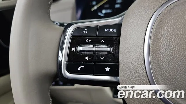 Kia Carnival 2024 thumb 6