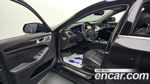 Genesis G80 2018 thumb 3