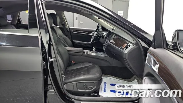 Genesis G80 2018 thumb 12