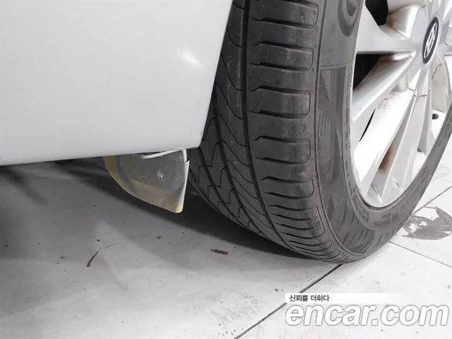 Hyundai LF 2015 thumb 3