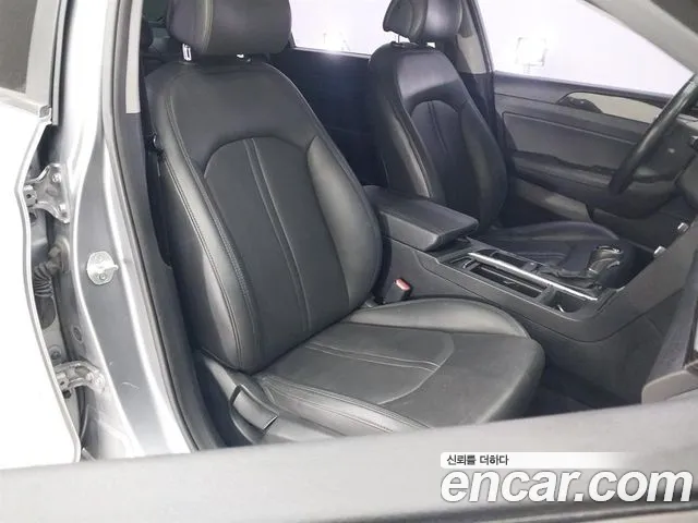 Hyundai LF 2015 thumb 10
