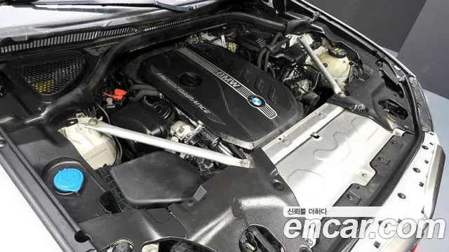 BMW X4 2019 thumb 11