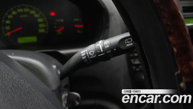 Hyundai Staria 2009 thumb 6