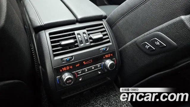 BMW 5 серии 2016 thumb 2