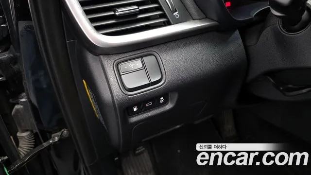 Kia K5 2019 thumb 12