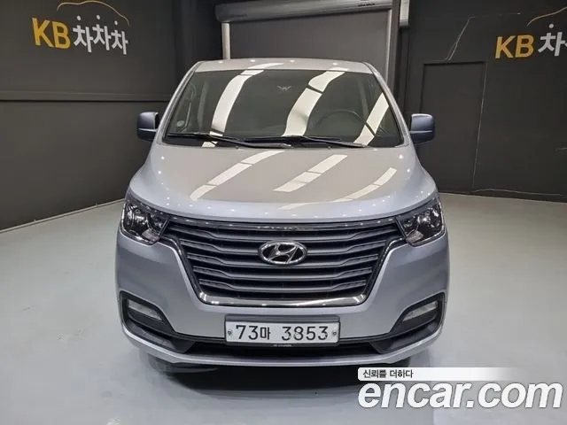 Hyundai Staria 2019 thumb 6