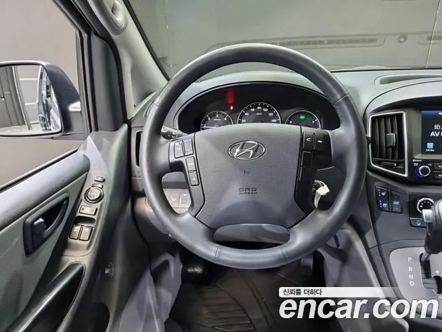 Hyundai Staria 2019 thumb 7