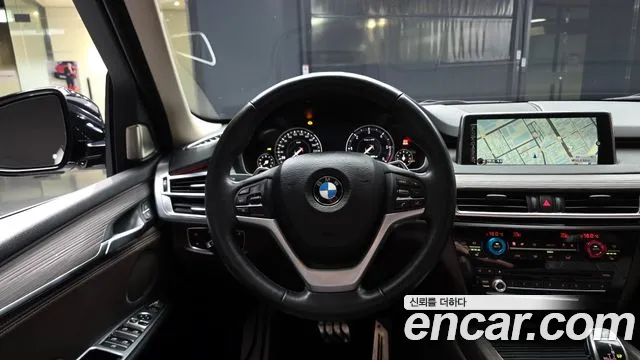 BMW X5 2016 thumb 6