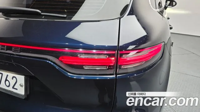 Porsche Cayenne 2019 thumb 3