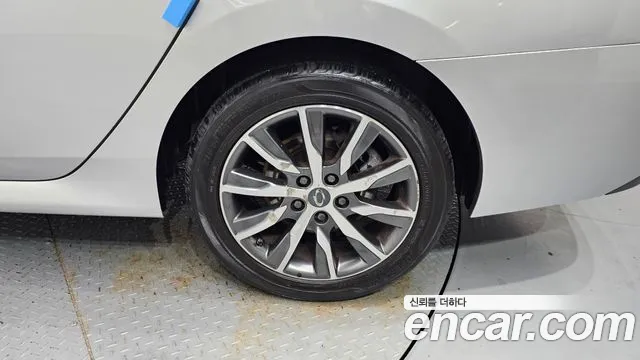 Renault SM5 2017 thumb 5