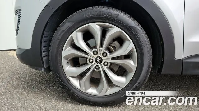 Hyundai Санта Фе 2012 thumb 5