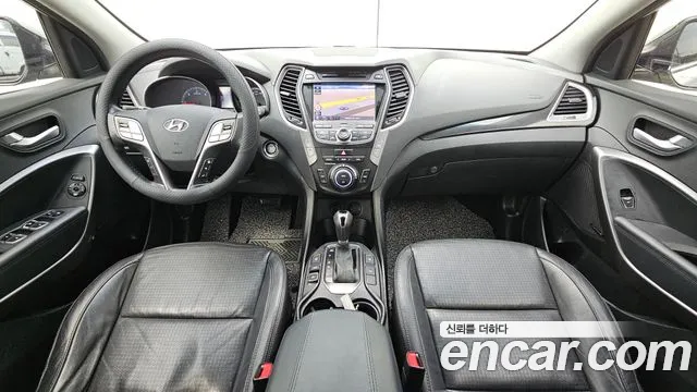Hyundai Санта Фе 2012 thumb 10