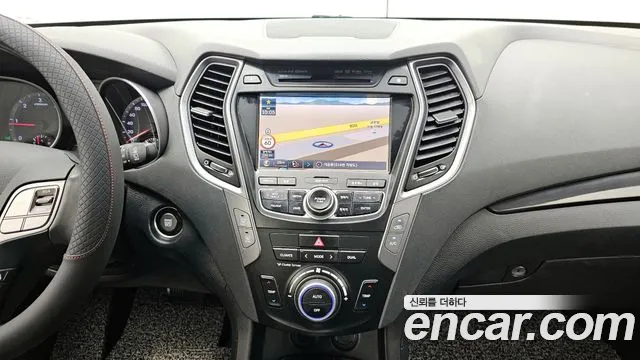 Hyundai Санта Фе 2012 thumb 7