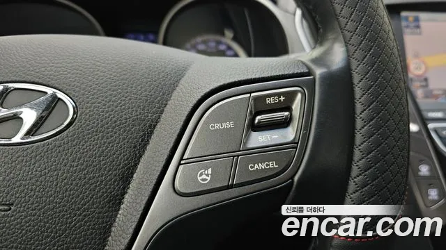 Hyundai Санта Фе 2012 thumb 3