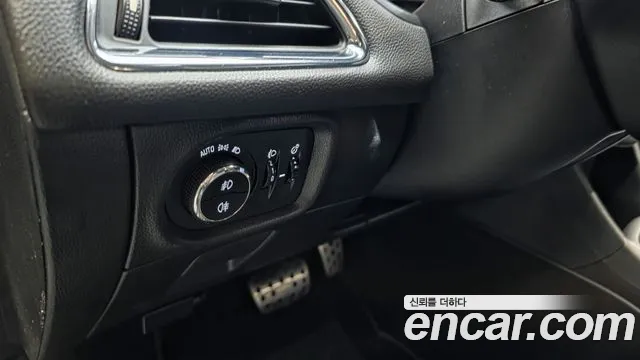 Chevrolet Cruze 2017 thumb 12