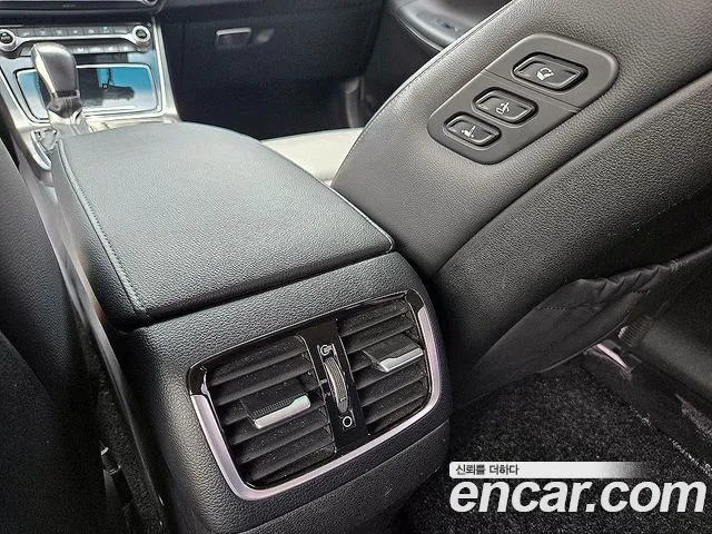 Hyundai Grandeur 2018 thumb 8