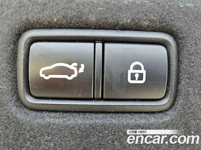 Hyundai Grandeur 2018 thumb 12