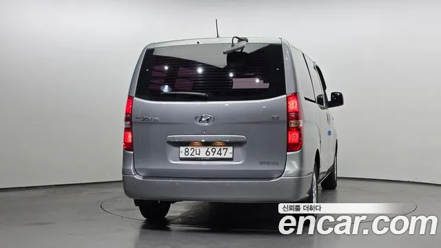 Hyundai Staria 2018 thumb 4
