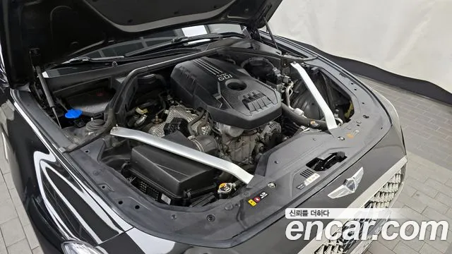 Genesis G70 2020 thumb 5