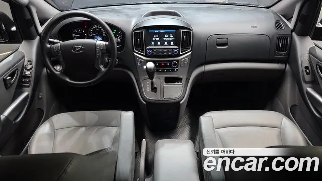 Hyundai Staria 2021 thumb 7
