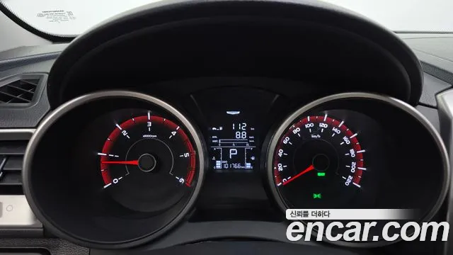 KGM Tivoli 2016 thumb 11