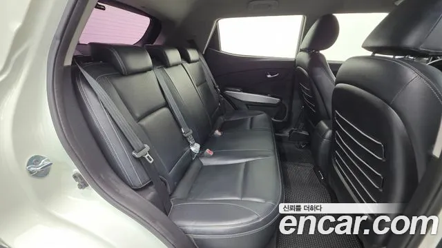 KGM Tivoli 2016 thumb 10