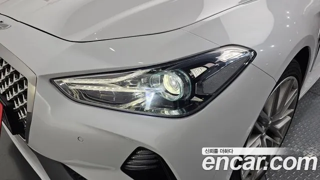 Genesis G70 2019 thumb 8