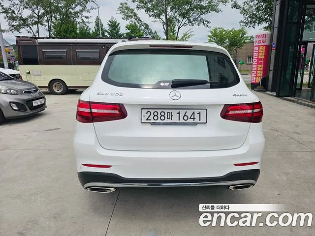 Mercedes-Benz GLC 2019 thumb 6