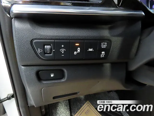 Kia Niro 2021 thumb 2