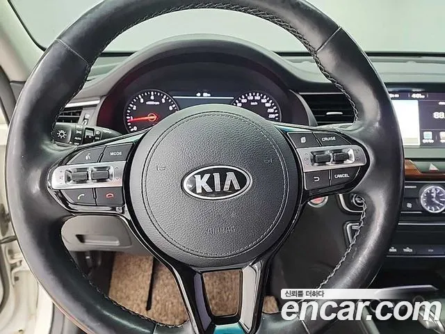 Kia K7 2017 thumb 10