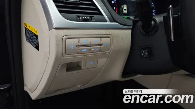 Genesis G80 2016 thumb 4
