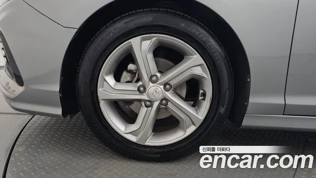 Hyundai Sonata 2017 thumb 8