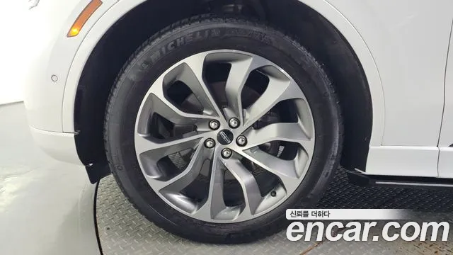 Lincoln Aviator 2021 thumb 3