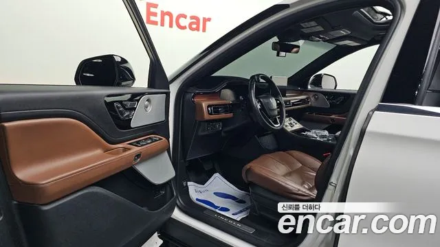 Lincoln Aviator 2021 thumb 9