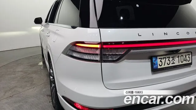 Lincoln Aviator 2021 thumb 10