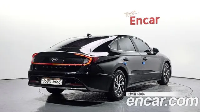 Hyundai Hybrid 2022 thumb 11