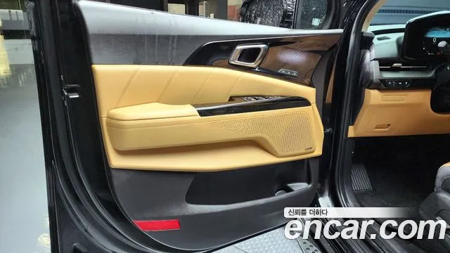 Kia Carnival 2021 thumb 3