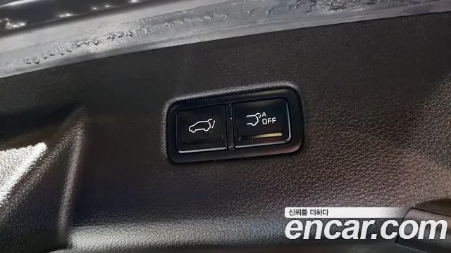 Kia Carnival 2021 thumb 4