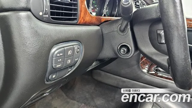 Jaguar XJ-8 2006 thumb 5