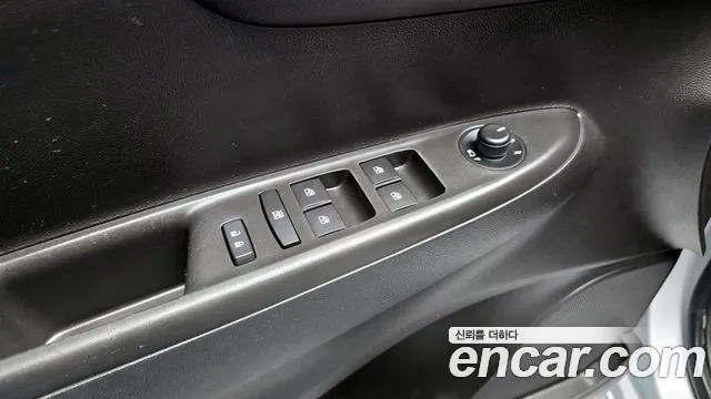 Chevrolet Spark 2017 thumb 3