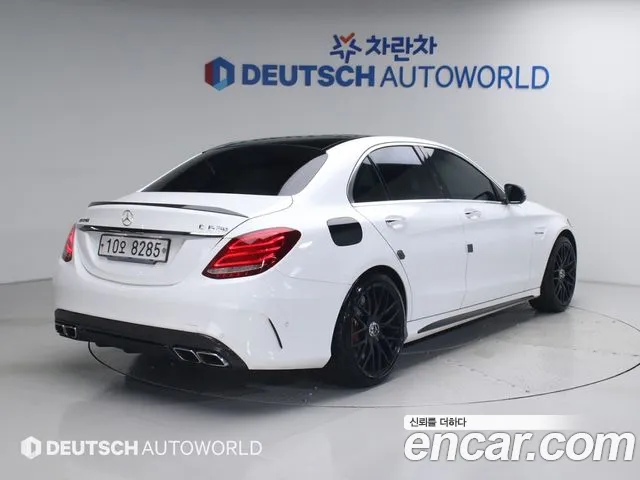 Mercedes-Benz C-Class 2015 thumb 7