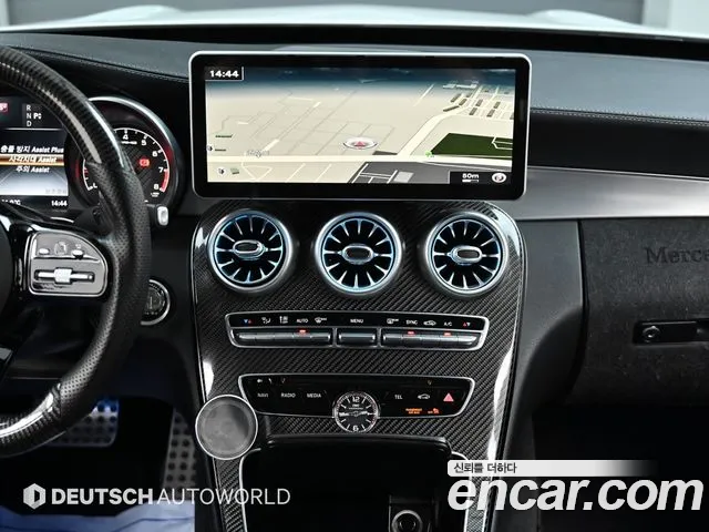 Mercedes-Benz C-Class 2015 thumb 4