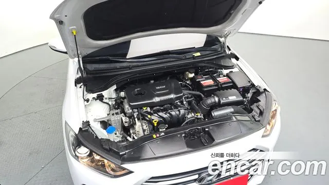 Hyundai Avante 2016 thumb 11