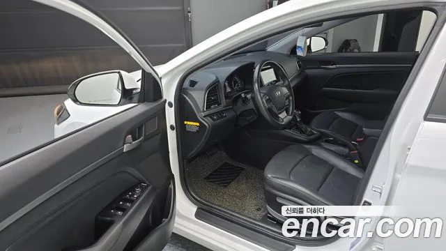 Hyundai Avante 2016 thumb 2