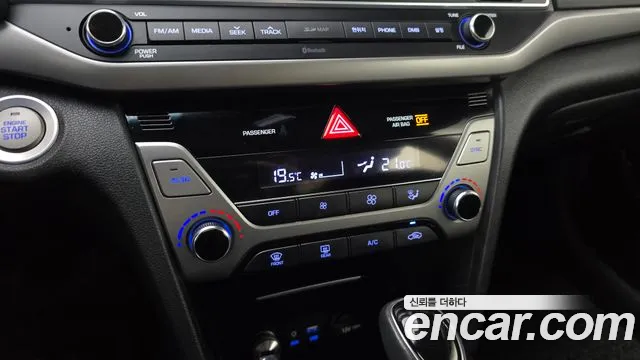 Hyundai Avante 2016 thumb 5
