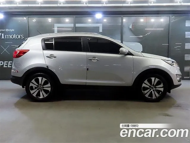 Kia Sportage 2011 thumb 12