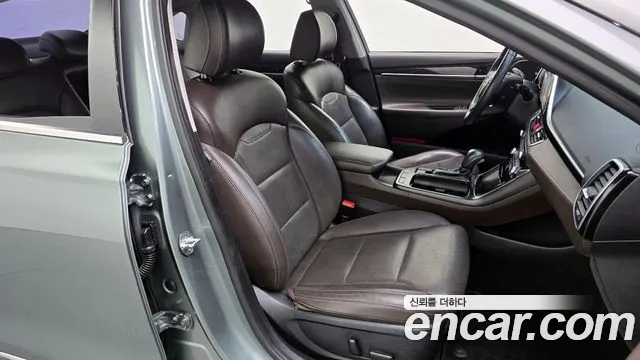 Hyundai Grandeur 2017 thumb 5