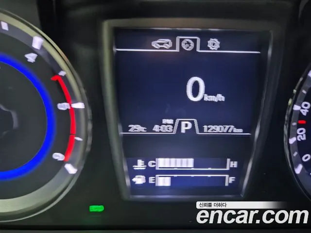 KGM Rexton 2019 thumb 9