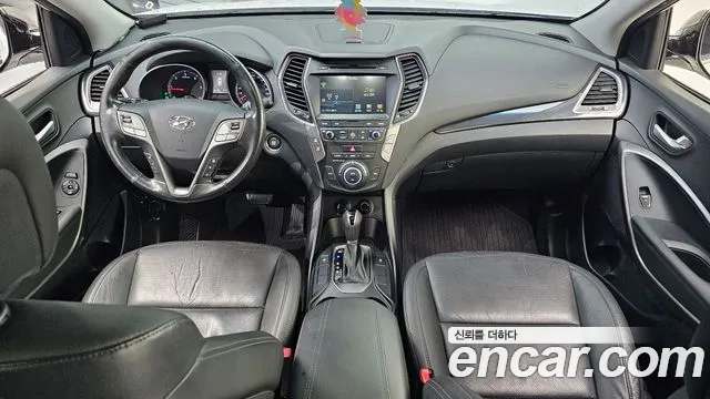 Hyundai Санта Фе 2015 thumb 5