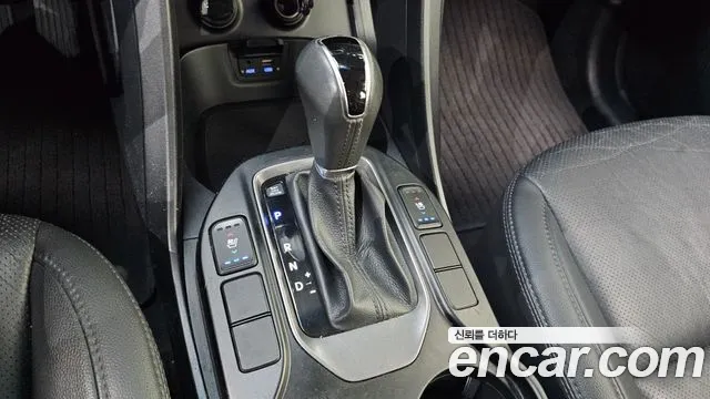 Hyundai Санта Фе 2015 thumb 6